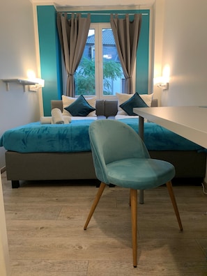 Classic-Einzelzimmer | Schreibtisch, schallisolierte Zimmer, kostenloses WLAN