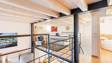 1 Schlafzimmer, BĂŒgeleisen/BĂŒgelbrett, WLAN, BettwĂ€sche