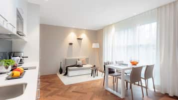 1 chambre, bureau, espace de travail pour ordinateur portable