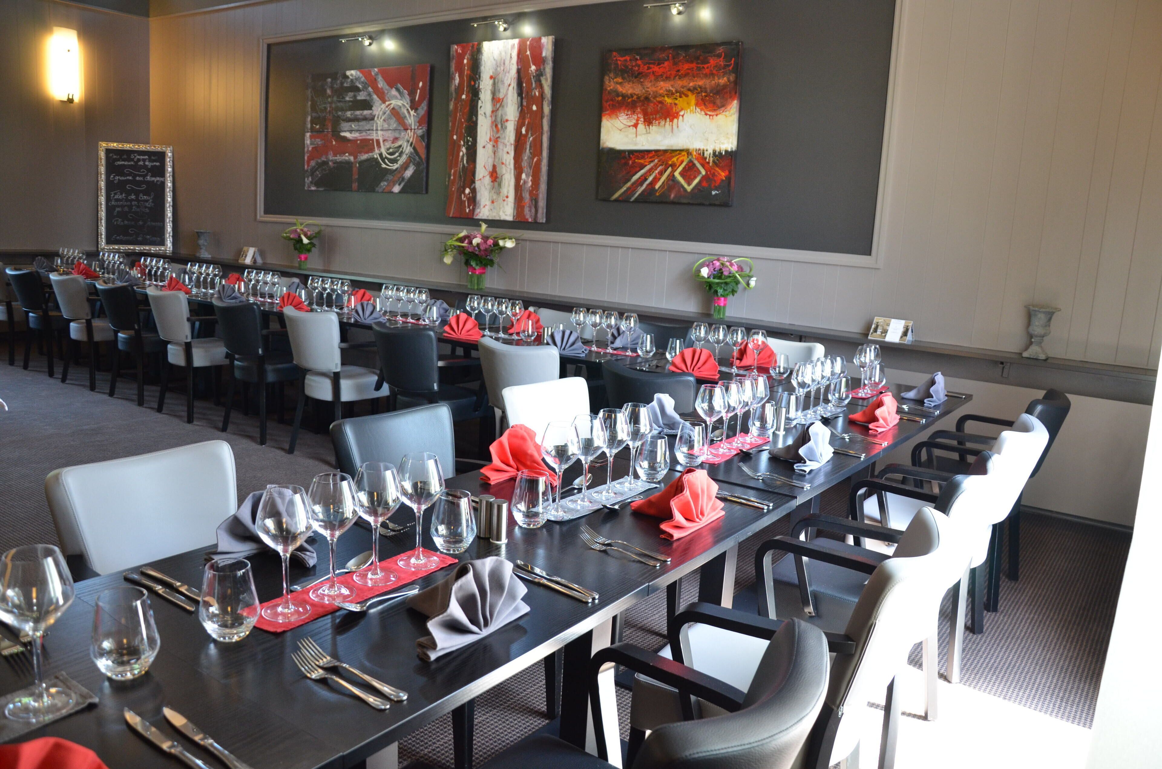 Lunch and dinner served