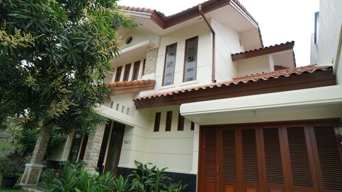 Permata Hijau - Taman Biduri