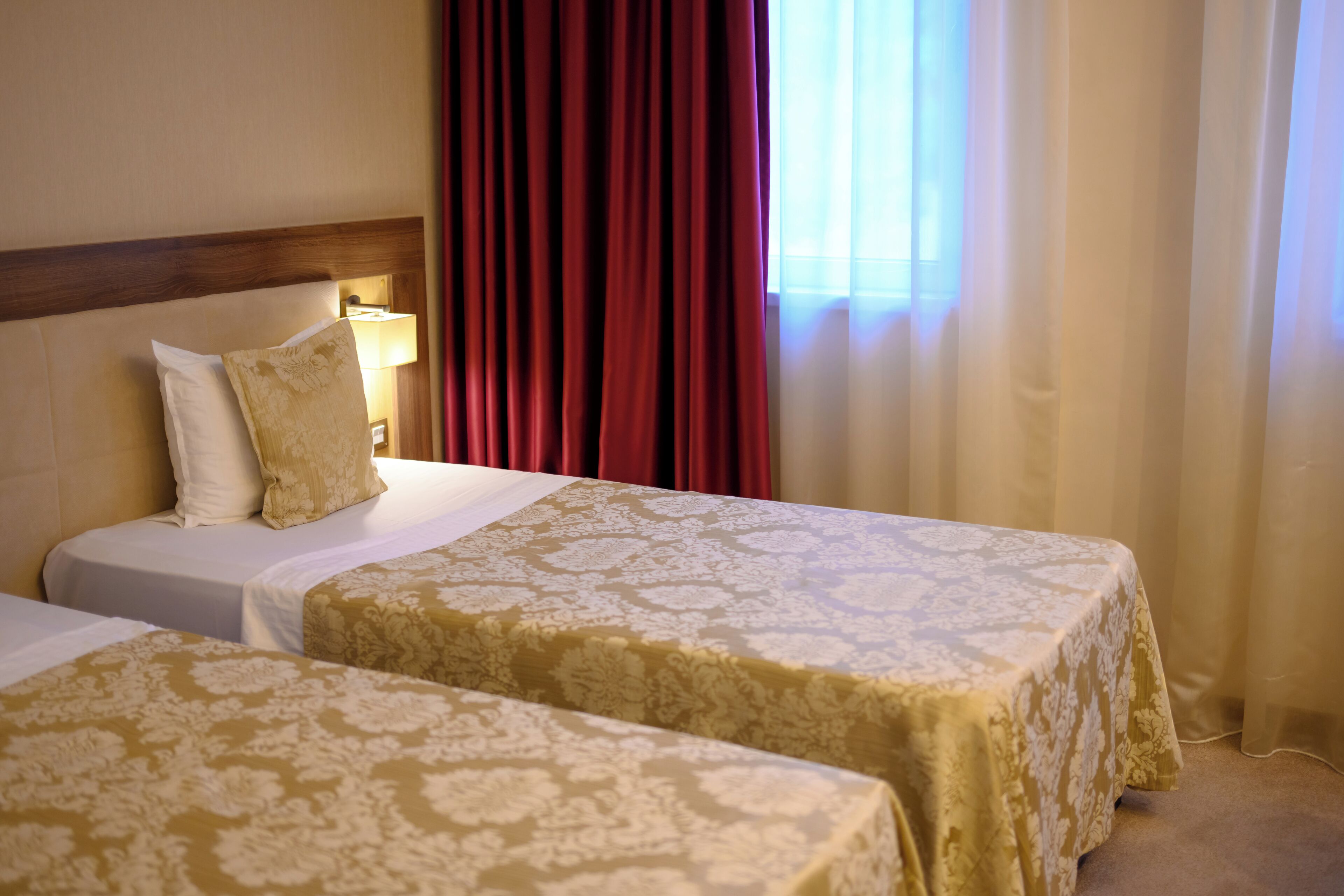 Minibar, safe på rommet, individuelt dekorert og individuelt innredet