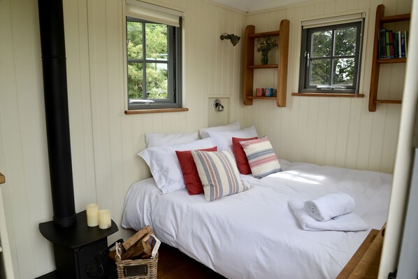 1 غرفة نوم وواي فاي مجانًا وملاءات أسرّة