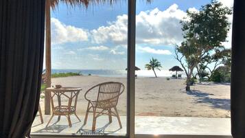 Deluxe Double Beach Front | Vue sur la plage/lâocĂ©an