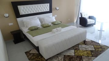 Desk, bed sheets