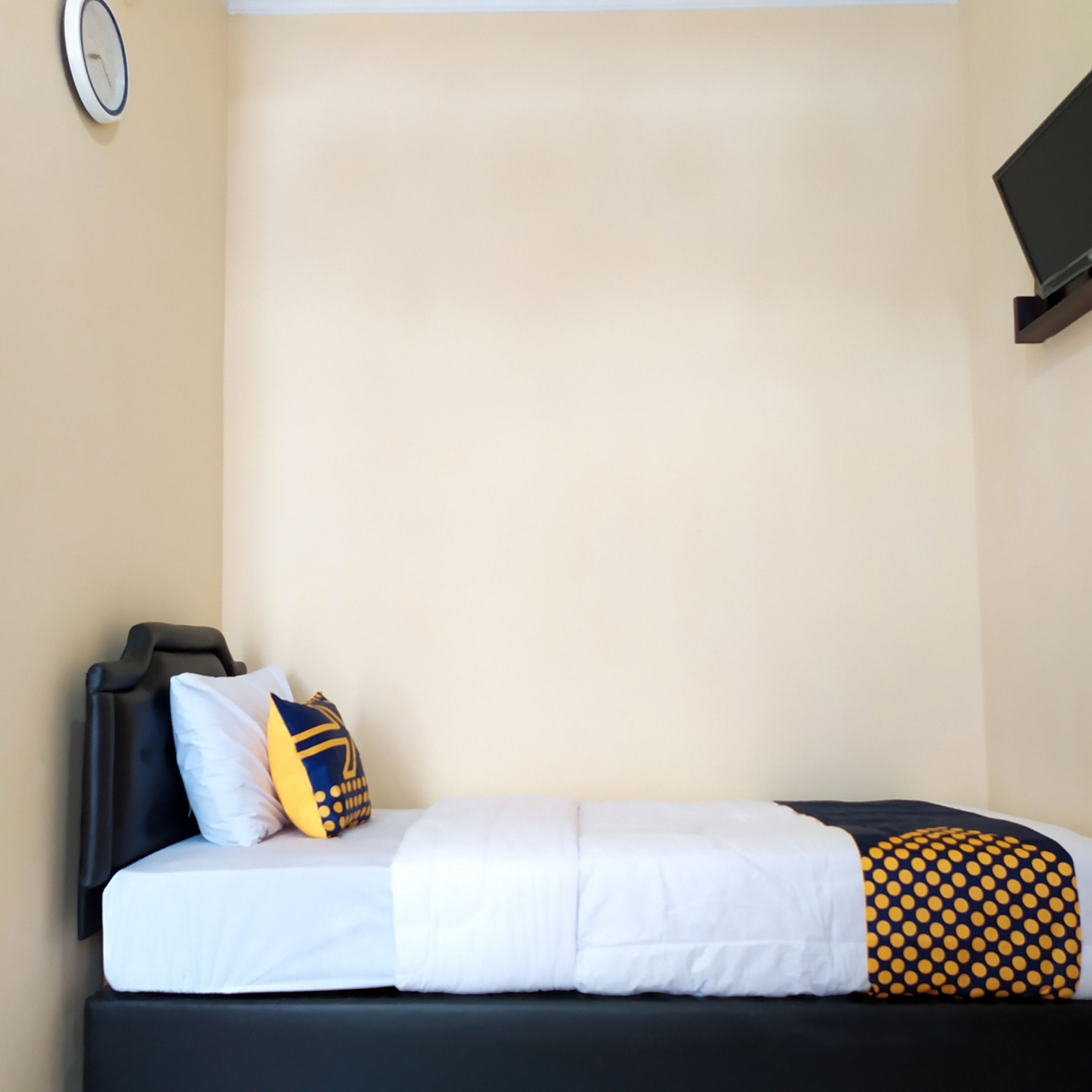 Foto - SPOT ON 1990 Pondok Ripuji