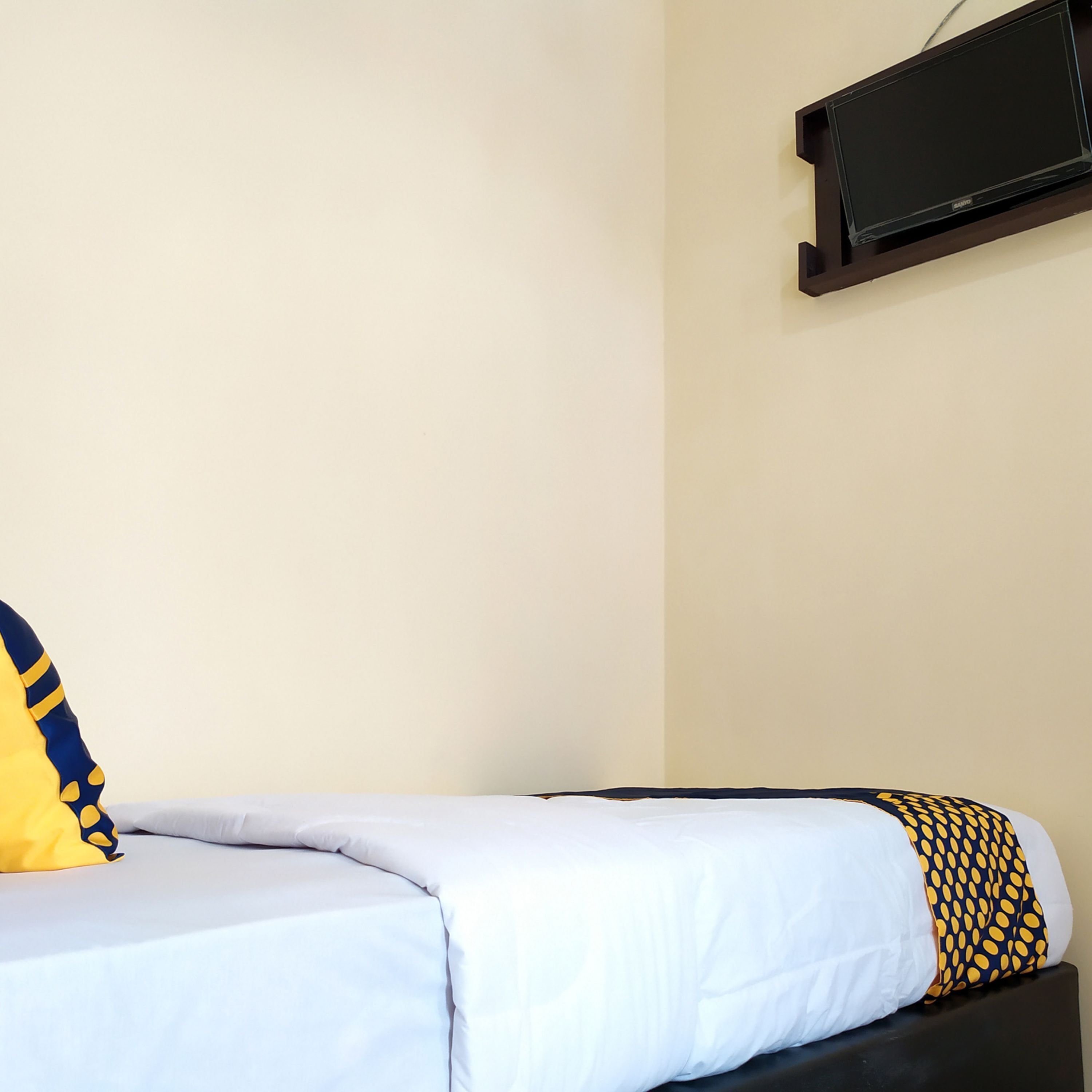 Foto - SPOT ON 1990 Pondok Ripuji