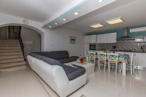 House, 3 Bedrooms | Living area | Flat-screen TV - Villa Ivana 1903 (Crikvenica)