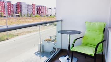 Apartamento, terraza | Balcón