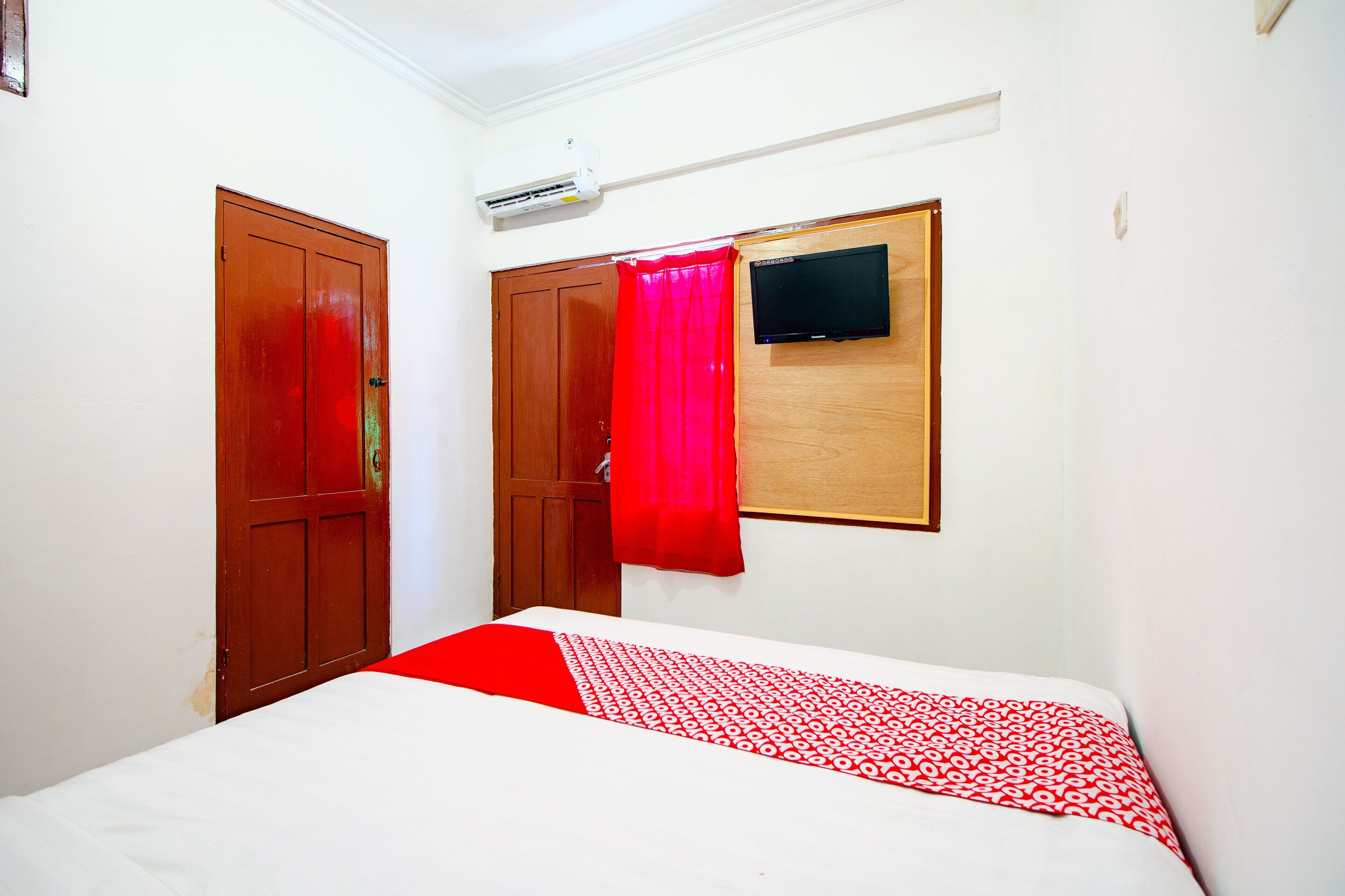 Photo - Super OYO 1788 House 24