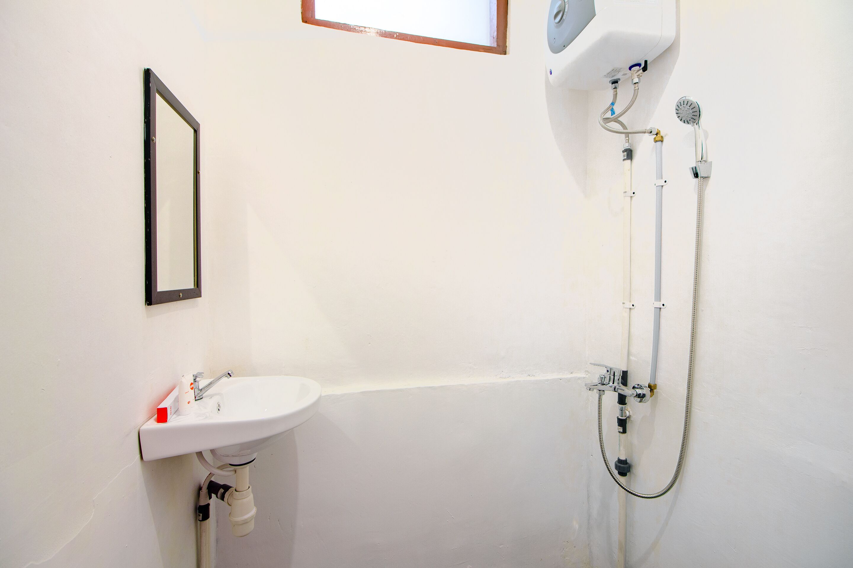 Photo - Super OYO 1788 House 24