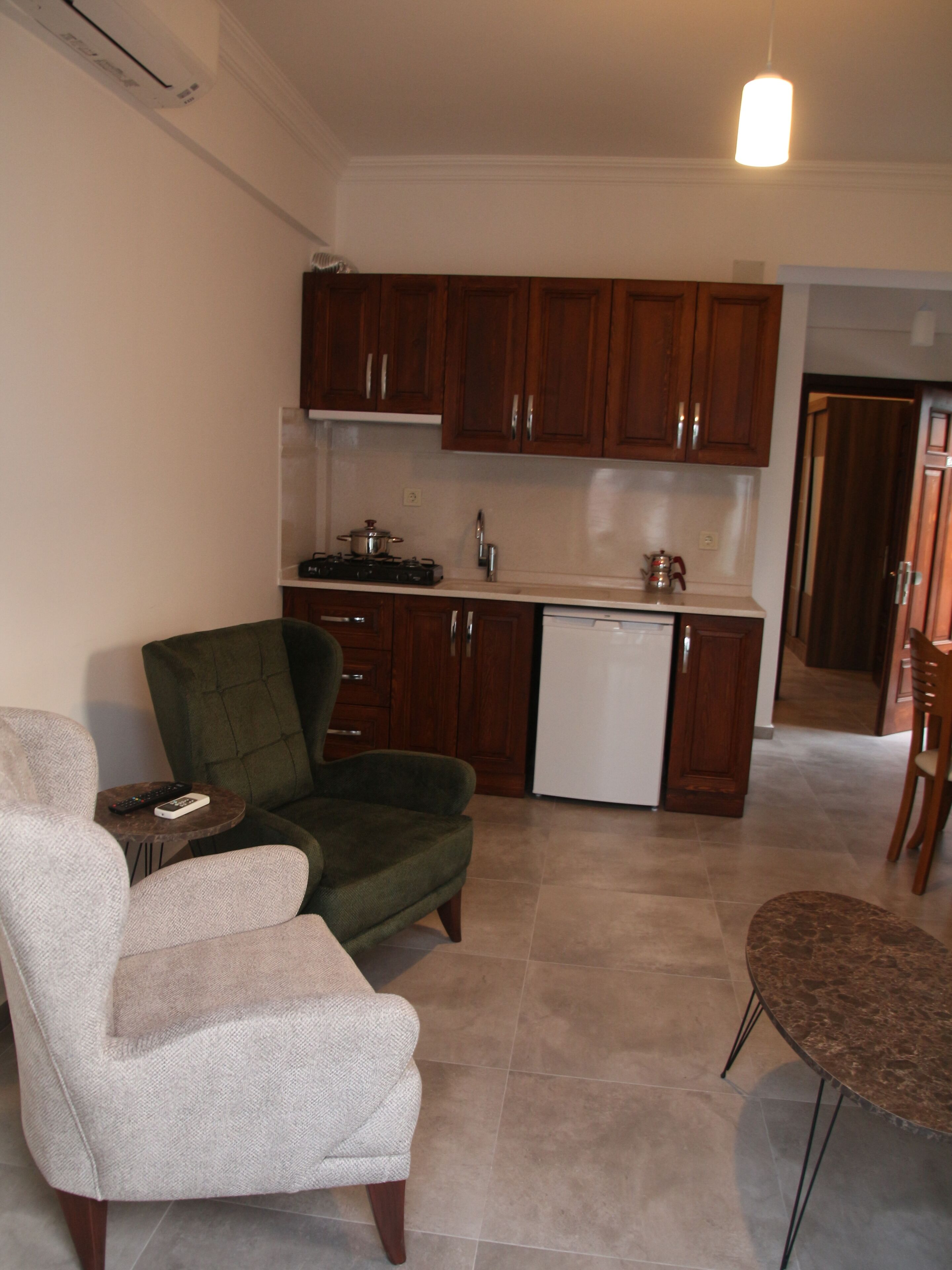 classic apartment | private kitchen