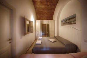 2 slaapkamers, een strijkplank/strijkijzer, wifi, beddengoed