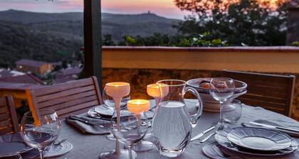 Elegante Wohnung mit Panoramaterrasse und Garten nur wenige Minuten vom Meer entfernt