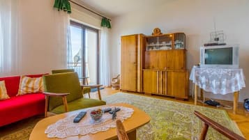 Appartement, 3 chambres | Salle de séjour