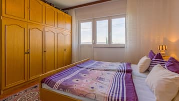Apartment, 2 Bedrooms, Sea View | 2 bedrooms, desk, free WiFi, bed sheets