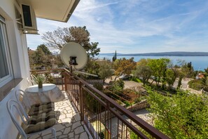 Apartment, 2 Bedrooms, Sea View | Balcony