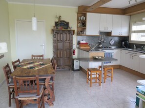 Fridge, microwave, oven, dishwasher - Ref. Mur16 -  (Rosas / Roses)