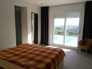 4 Schlafzimmer, Bügeleisen/Bügelbrett, kostenloses WLAN, Bettwäsche