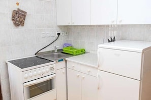 Apartment, 2 Bedrooms (2) | Private kitchenette