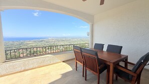 Outdoor dining - Ali30 - (Rosas / Roses)