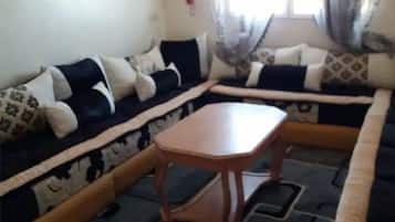 Apartment, 2 Schlafzimmer | Wohnbereich