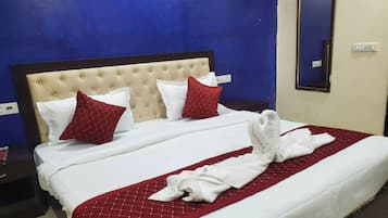 Deluxe Room | In-room safe, desk, soundproofing, free WiFi