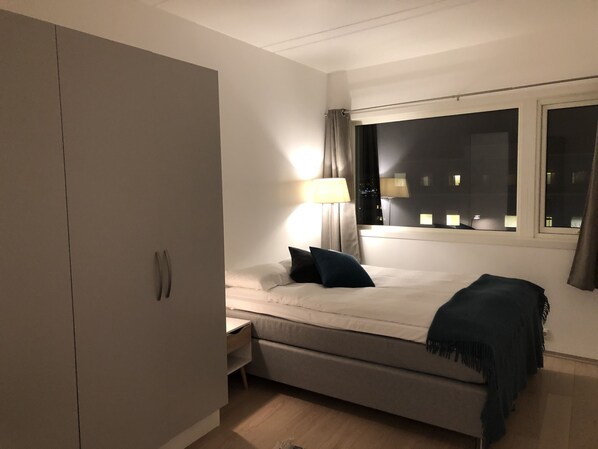 2 habitaciones, wifi gratis y ropa de cama 