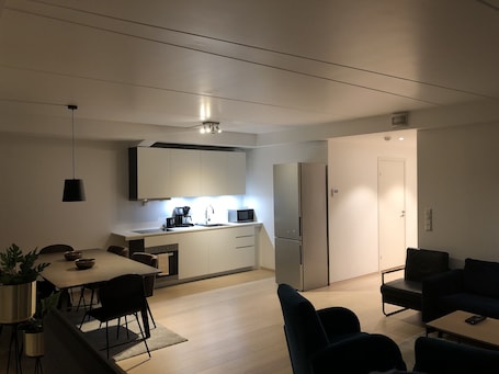 Apartment, Balcony | Living area