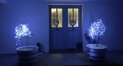 Villa de luxe moderne avec une piscine chauffee, dans une belle campagne calme.