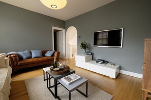 Living room - 1 Chester Bolthole (Chester)