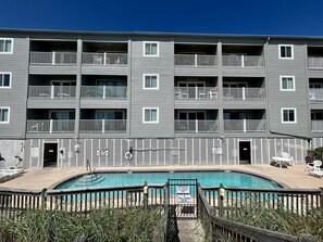 公寓式客房, 2 间卧室 | 泳池