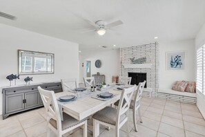 House, 3 Bedrooms | Dining