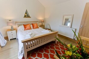 Casa de campo | 3 habitaciones, tabla de planchar con plancha y ropa de cama 