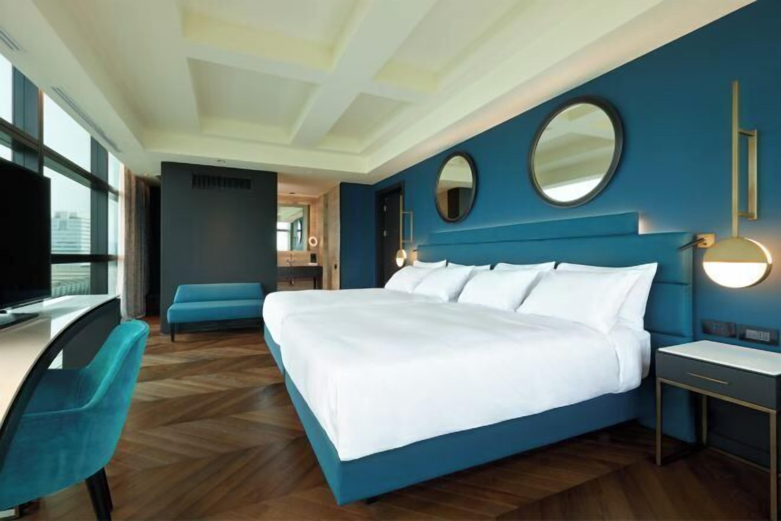 Minibar, coffres-forts dans les chambres, chambres insonorisées