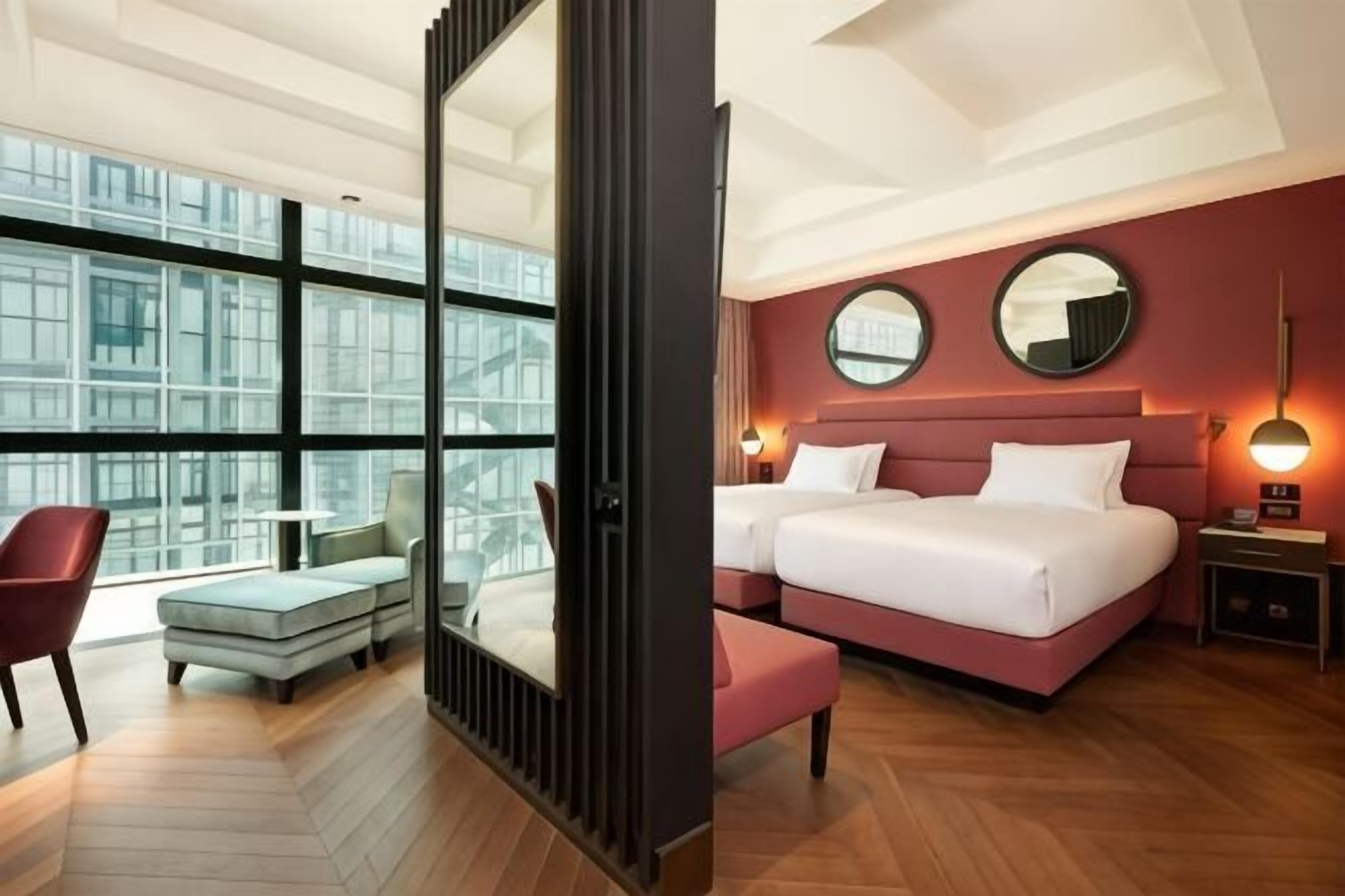 Minibar, coffres-forts dans les chambres, chambres insonorisées