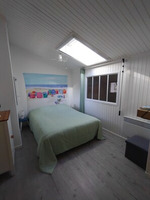 1 bedroom, iron/ironing board, free WiFi, bed sheets - Duplex studio 2 steps from Carcans-Maubuisson lake (Carcans)