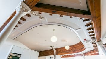 Apartment | Living area | LCD TV, fireplace