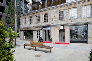 Entrada al alojamiento