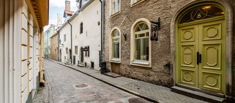 Blacksmith Old Town Apartments