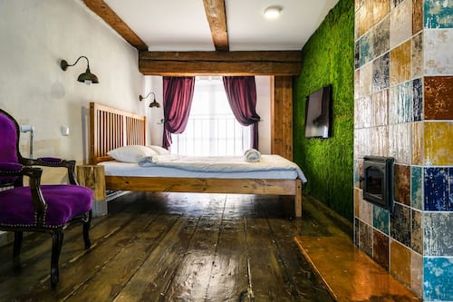 Blacksmiths Attic Medium - Sauna 8 (5B) | Iron/ironing board, free WiFi, bed sheets