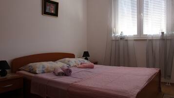 Departamento, 2 habitaciones, vista al mar (1) | Wifi gratis y ropa de cama