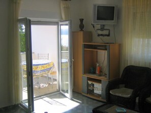 Apartment, 2 Bedrooms, Sea View (1) | Private kitchen