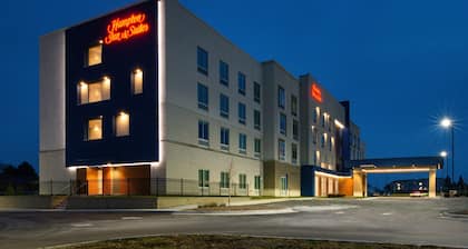 Hampton Inn & Suites Adrian