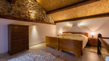 Villa, 5 Bedrooms, Private Pool | 5 bedrooms, free WiFi, bed sheets