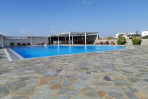 Outdoor pool - Hotel Marianna -Double room (Mykonos)