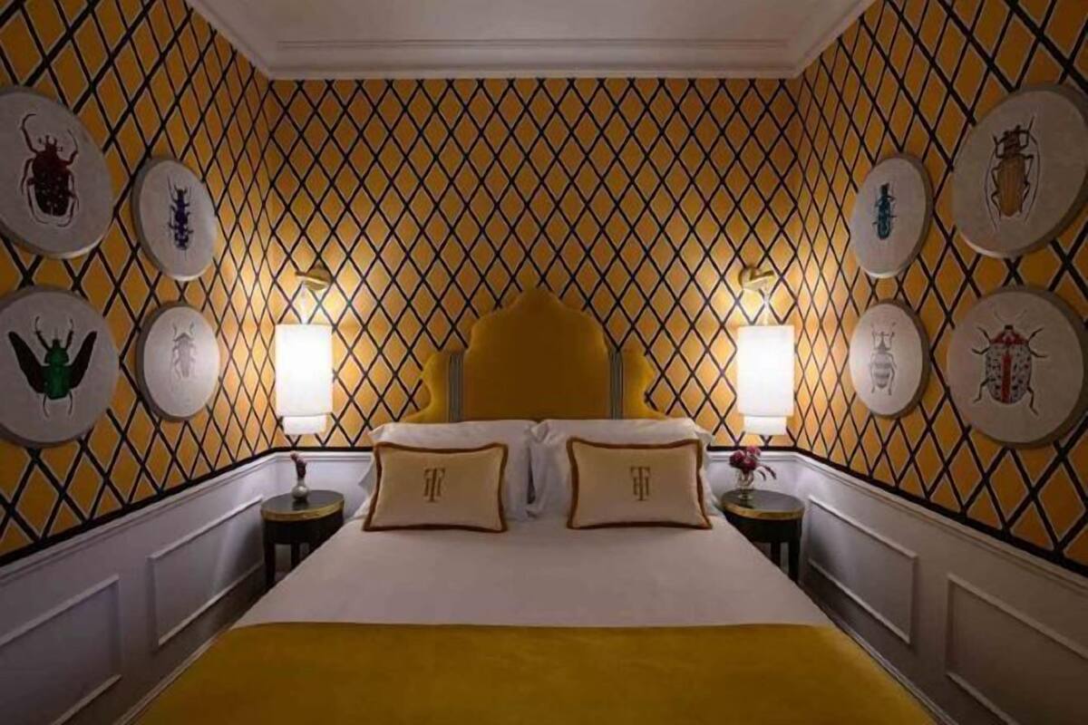 Minibar, soundproofing, cribs (free), WiFi (free)