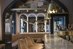 Bar (on property) - IL Tornabuoni The Unbound Collection by Hyatt (Florence)