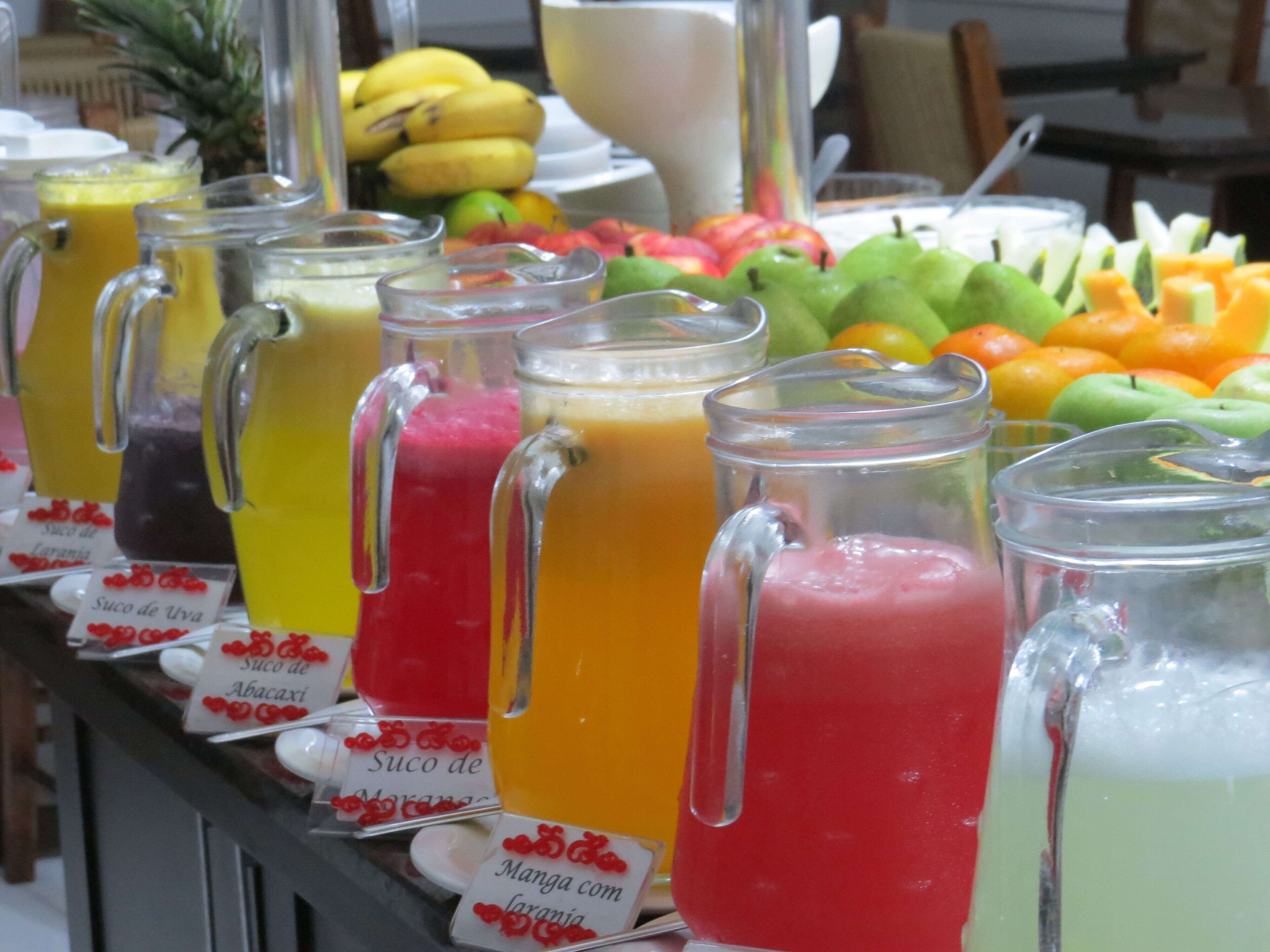 free daily full breakfast