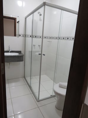 Shower, towels